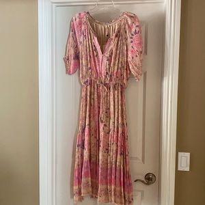 New with tags spell dress beautiful 💕🌸✨